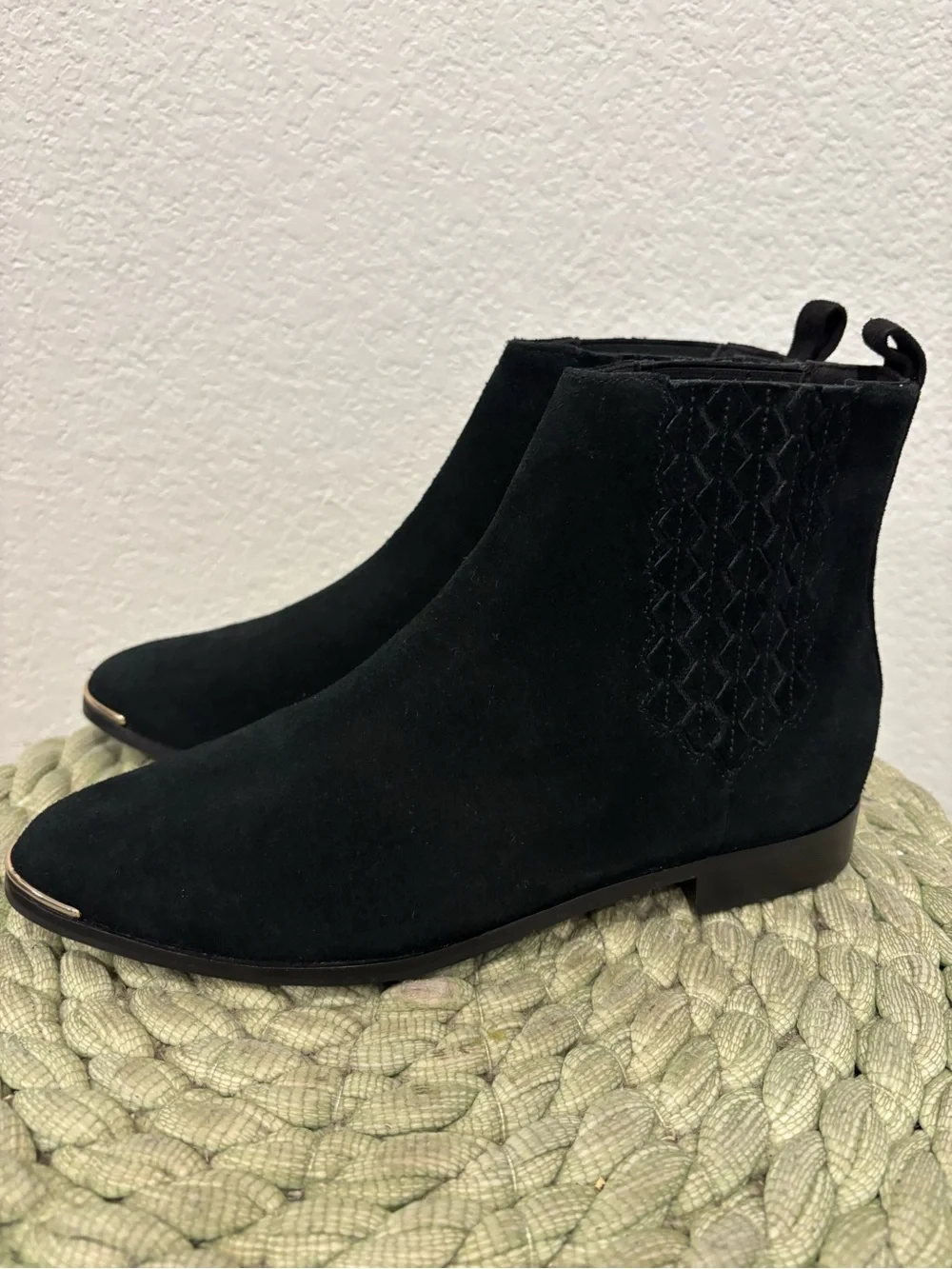 NEW Ted Baker Iveca Woven Black Suede Flat Chelsea Ankle Boots Size 8.5